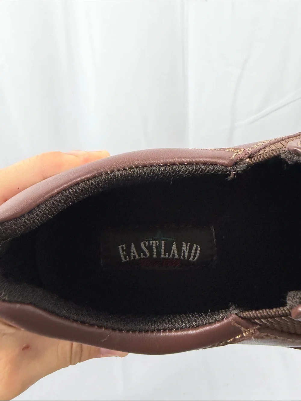 NWT Eastland Men’s Size 9.5W Brown Slip-On Loafers